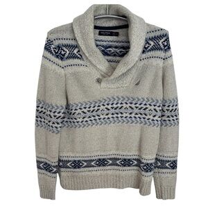Nautica Men's Shoal Neck Sweater in Gray and Blue